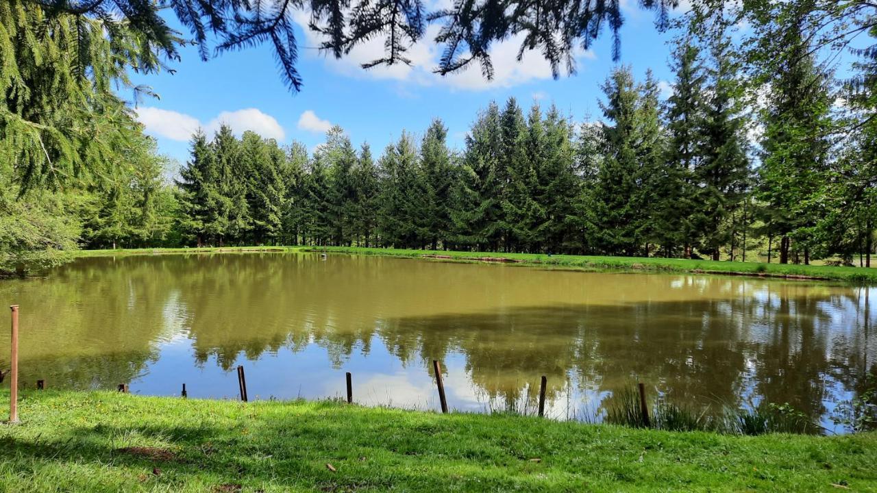 Bed and Breakfast Les Etangs Du Moulin D'Harcy Lonny Exterior foto