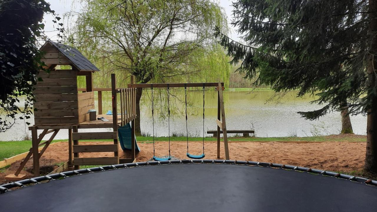 Bed and Breakfast Les Etangs Du Moulin D'Harcy Lonny Exterior foto